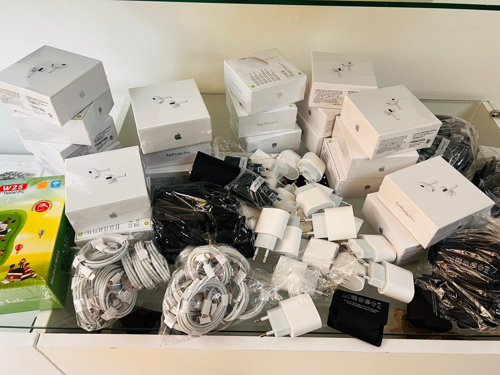 25W super fast charger with type C brick Image 4