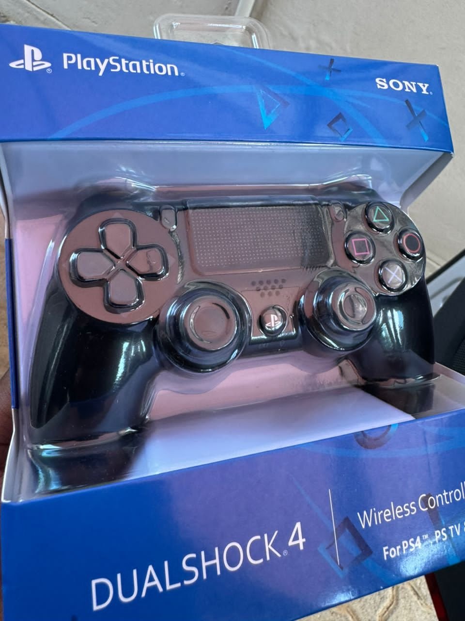 PS4 pads Image 4