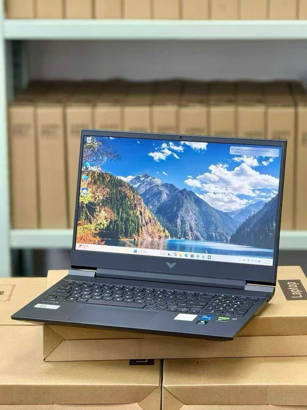 2022-2023 Hp Victus Image 1