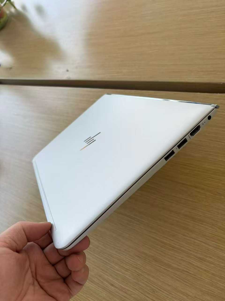 2017-2018 Hp Envy 13 Image 3