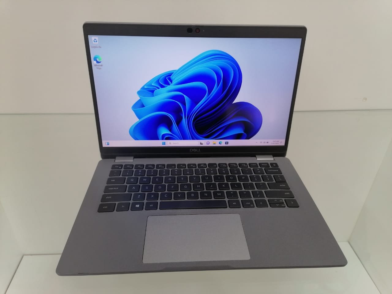 Dell Latitude Image 1