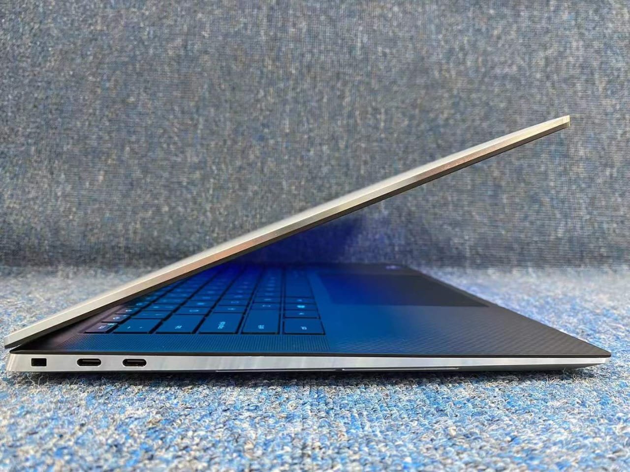 2021-2022 Dell XPs 15 9510 i7 11th Gen Image 2